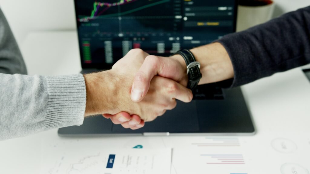 Thriving Commerce TX – emphasizes growth or success 2025