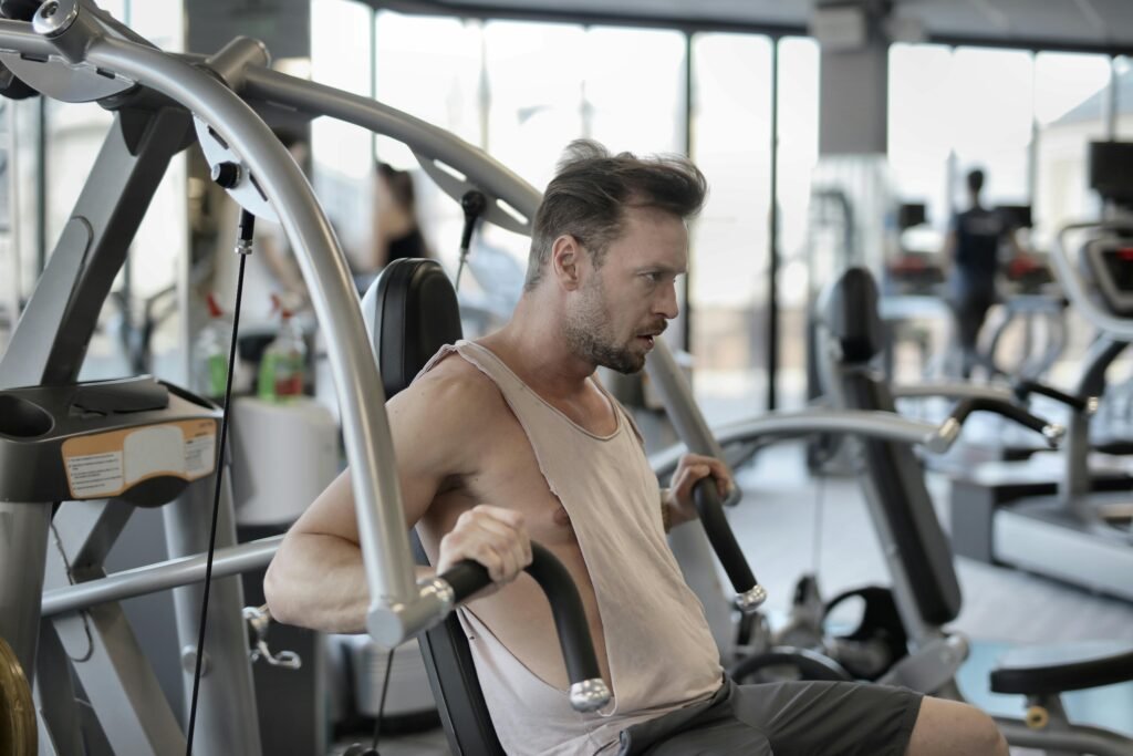 Space-Saving Foldable Bench for Powerful Weight Training 2026